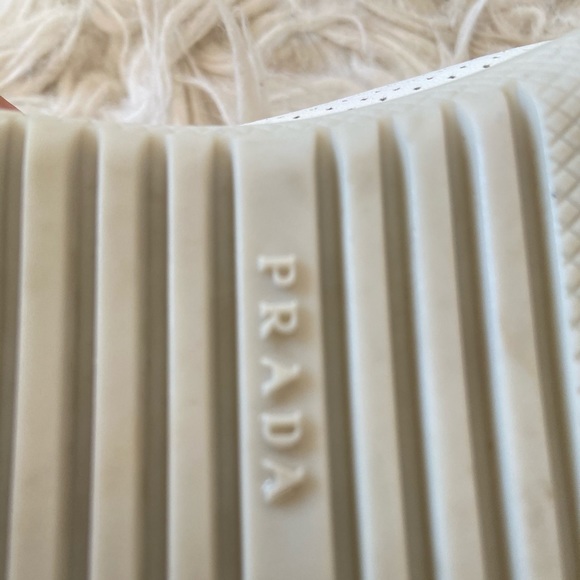 Prada shoes leather, size 8, original price 850$, good condition, final sale - Picture 5 of 10